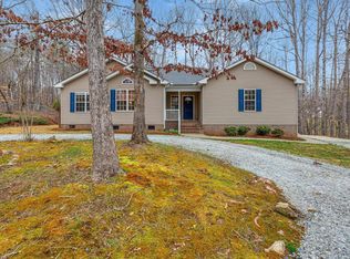 5 Starview Rd, Travelers Rest, SC 29690