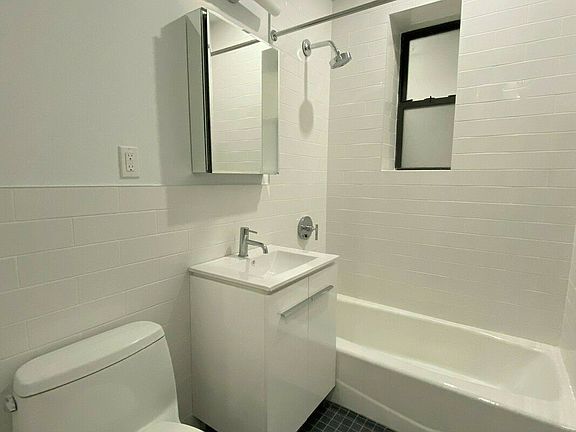 5th image of 645 Ocean Ave #Acc