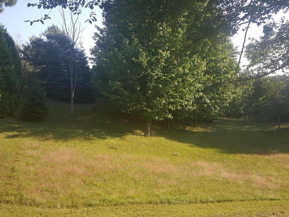 2nd image of 395 Ferry St