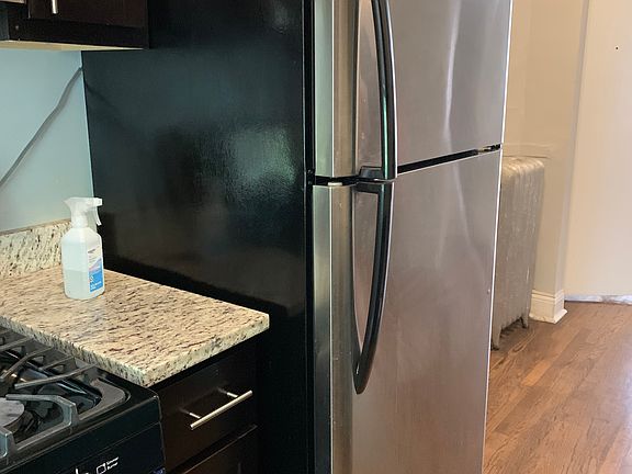 3rd image of 3607 S King Dr #36073B