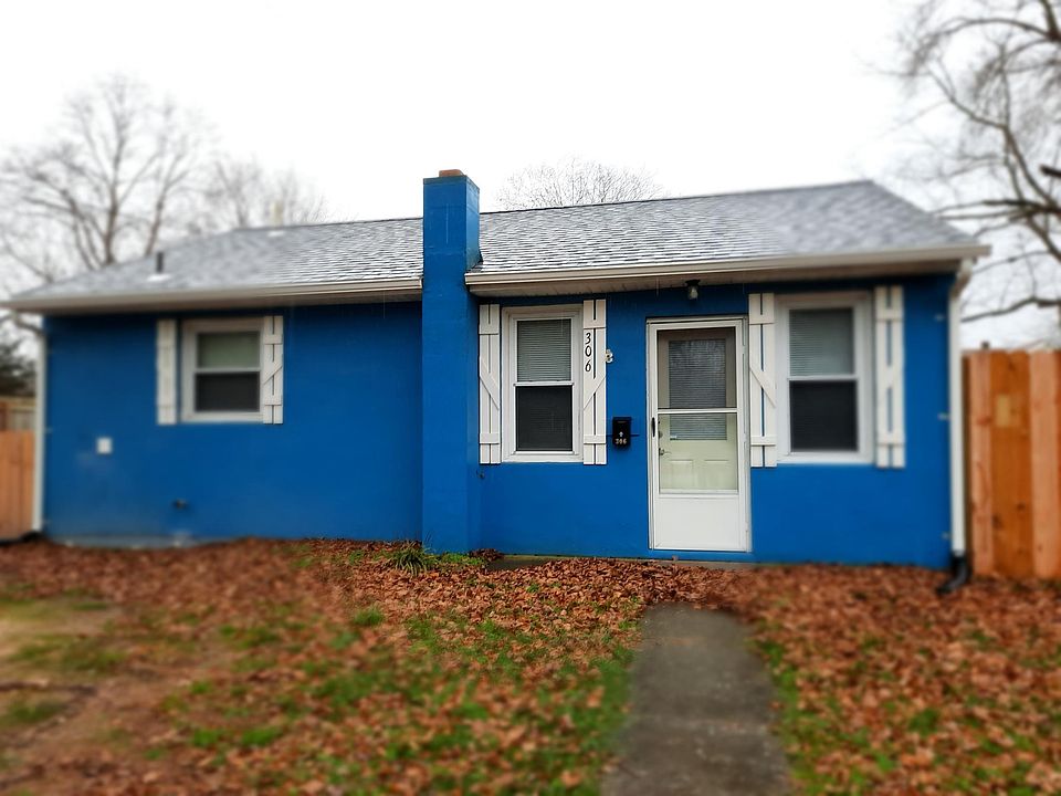 1st image of 306 Claude St