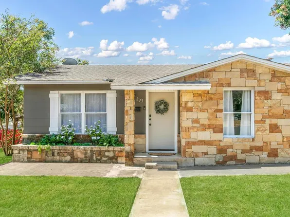 333 W Burbank St, Fredericksburg, TX 78624