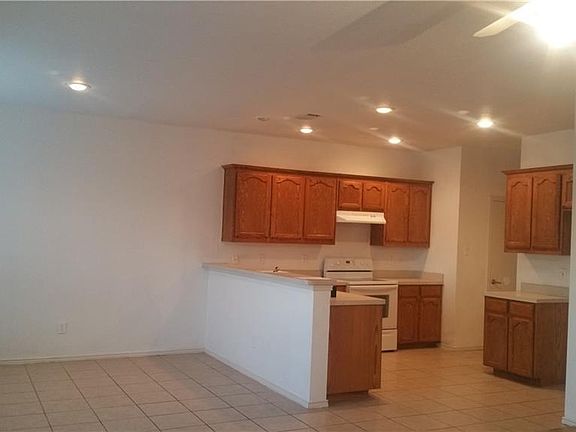 4th image of 6280 Adonia Dr