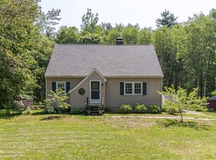 15 Allens Ave, Lee, NH 03861
