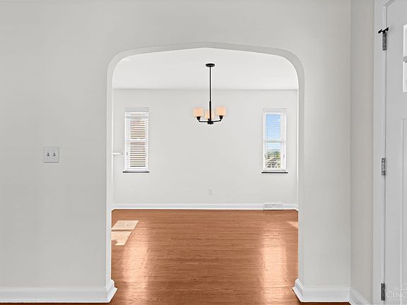4th image of 2225 Glenside Ave