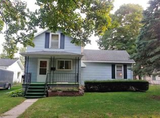 124 W Union St, Manchester, IA 52057