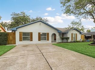 4635 Hollybrook Ln, Houston, TX 77039