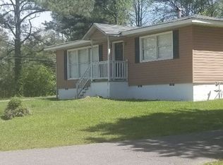 84 Cash Dr, Birmingham, AL 35214