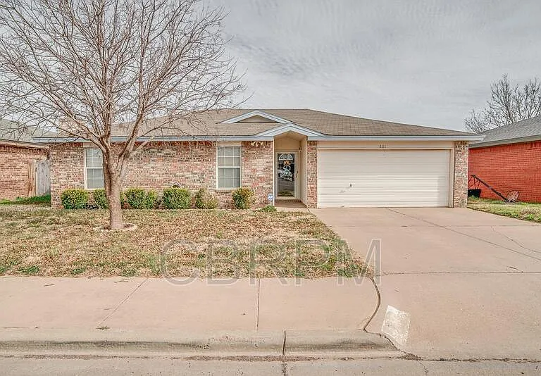 801 Ironton Dr — Photo 1