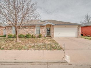 801 Ironton Dr, Lubbock, TX 79416