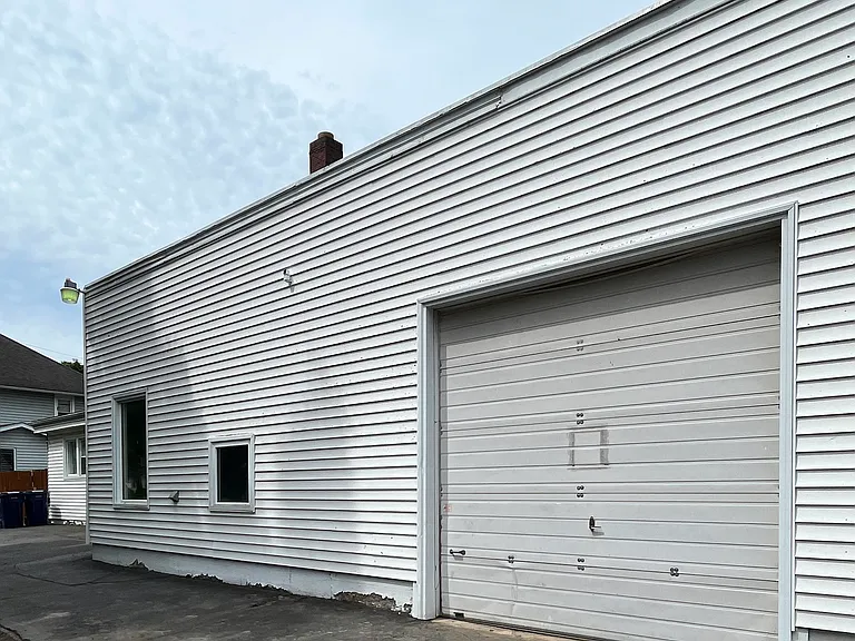 99 Robinson Pl #0 — Photo 3