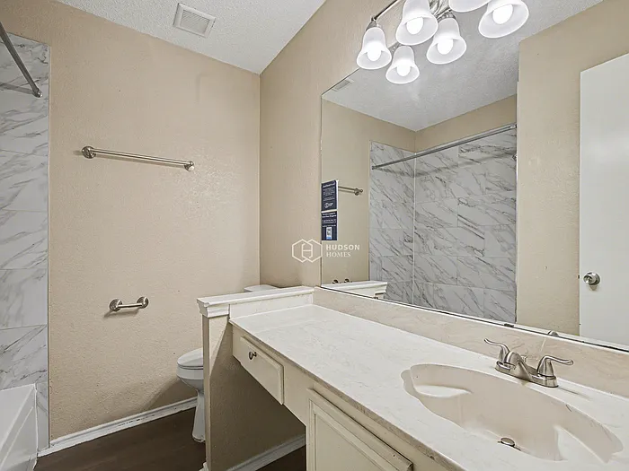 5210 Livermore Dr — Photo 13