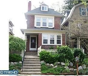 1st image of 26 W Evergreen Ave