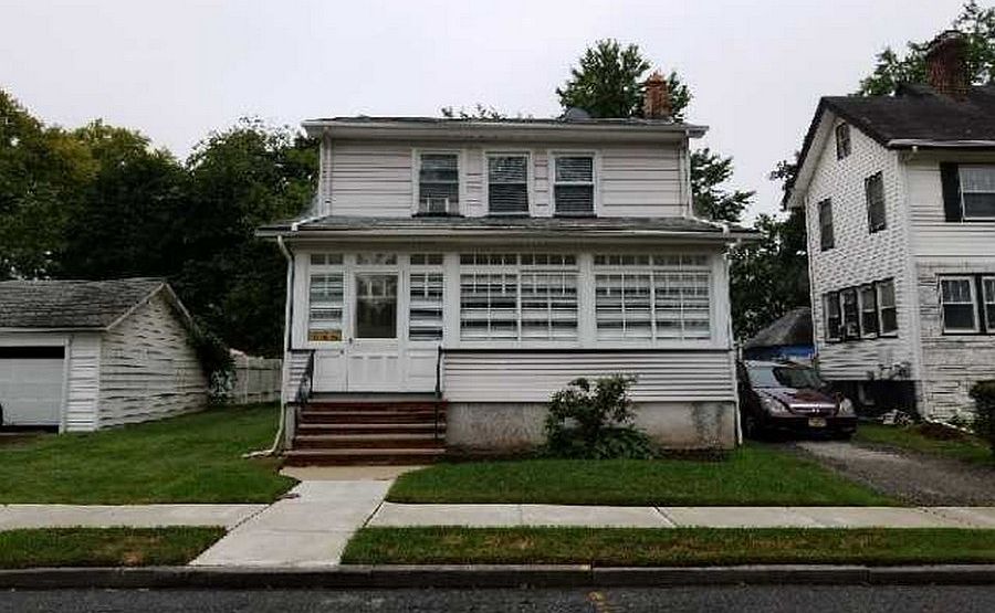 1st image of 11 Grant Ave