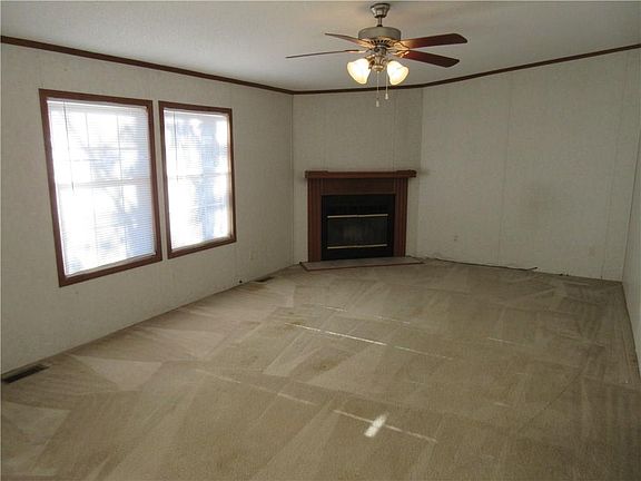 4th image of 597 Madison #8378