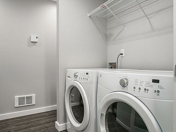 3rd image of 11431 NE 88th St #11433