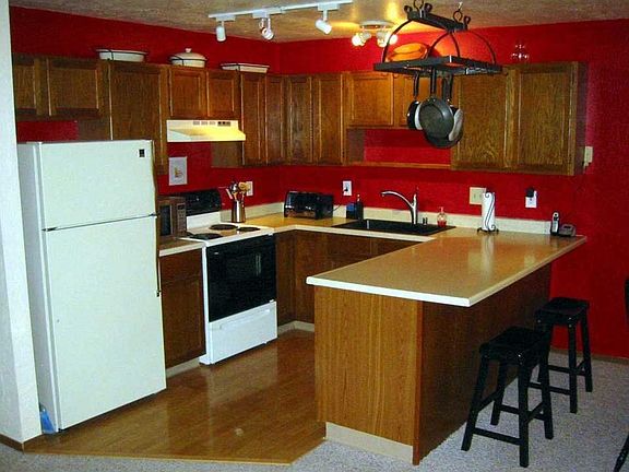 Spacious Kitchen