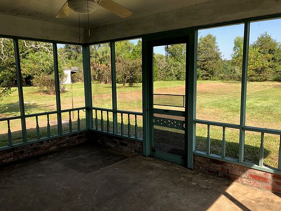 Screened back patio
