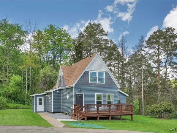 101 Hill St, Little Valley, NY 14755