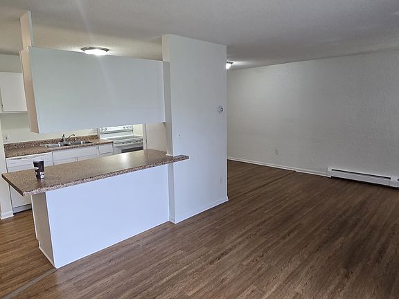 3rd image of 4110 Rahn Rd #101B