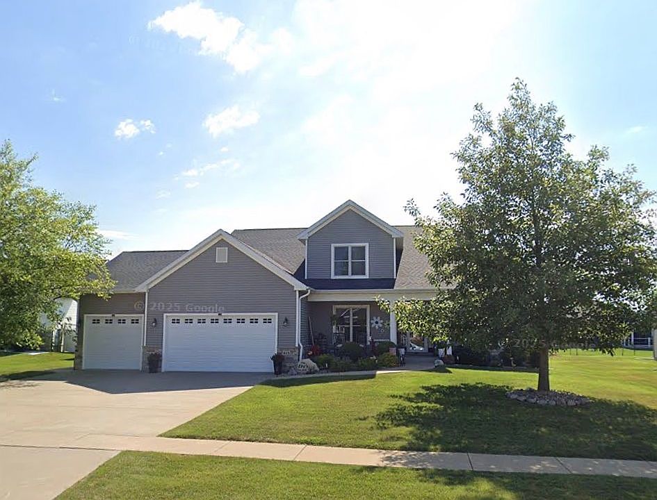 1st image of 415 S Emerald Ct