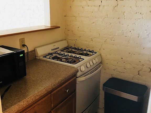 3rd image of 1105 1st Ave APT 4