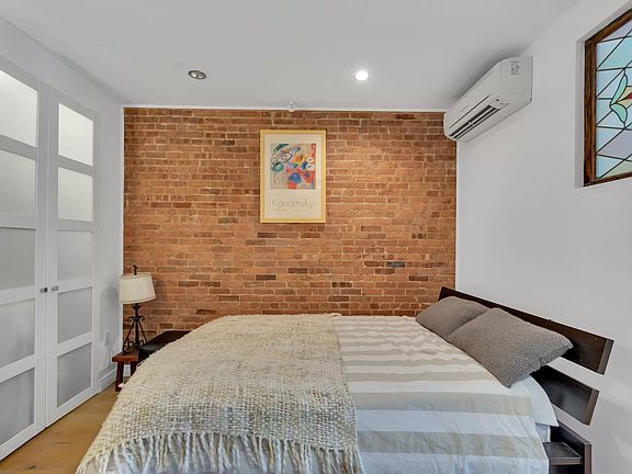5th image of 9 W 120th St #1