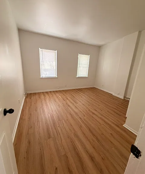 711 N Locust St #2 — Photo 4