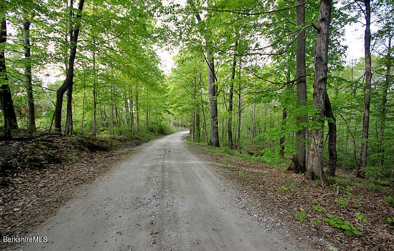 1st image of 15 Lake Dr