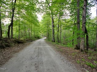 15 Lake Dr, Stockbridge, MA 01262