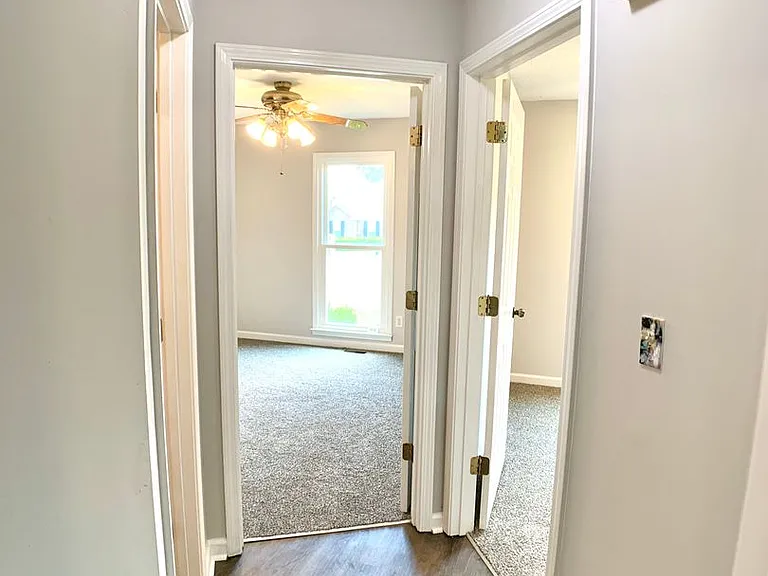 315 Harold Dr — Photo 11