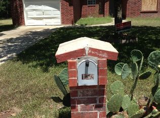 152 William St, Uvalde, TX 78801