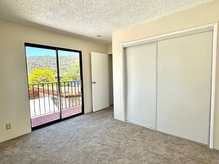 1009 E Haley St — Photo 18