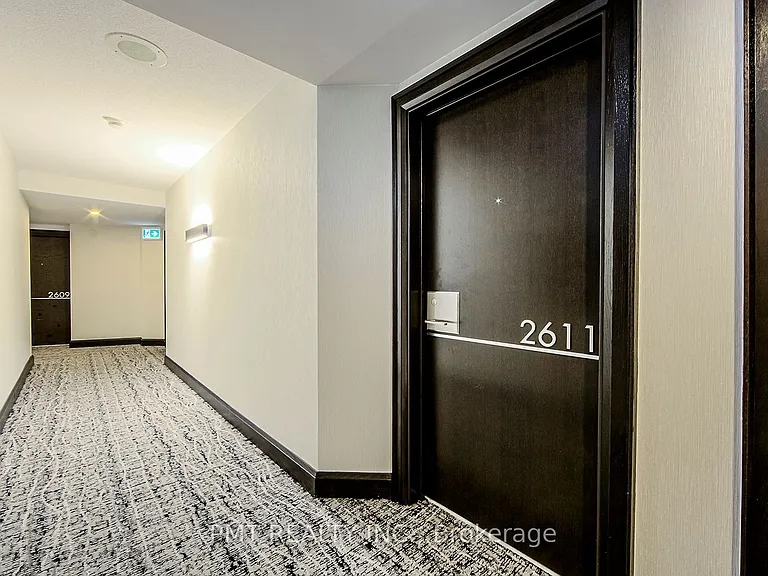 25 The Esplanade #2611 — Photo 33