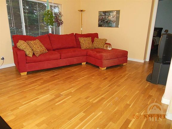 2nd image of 2727 W Mendenhall St #2727
