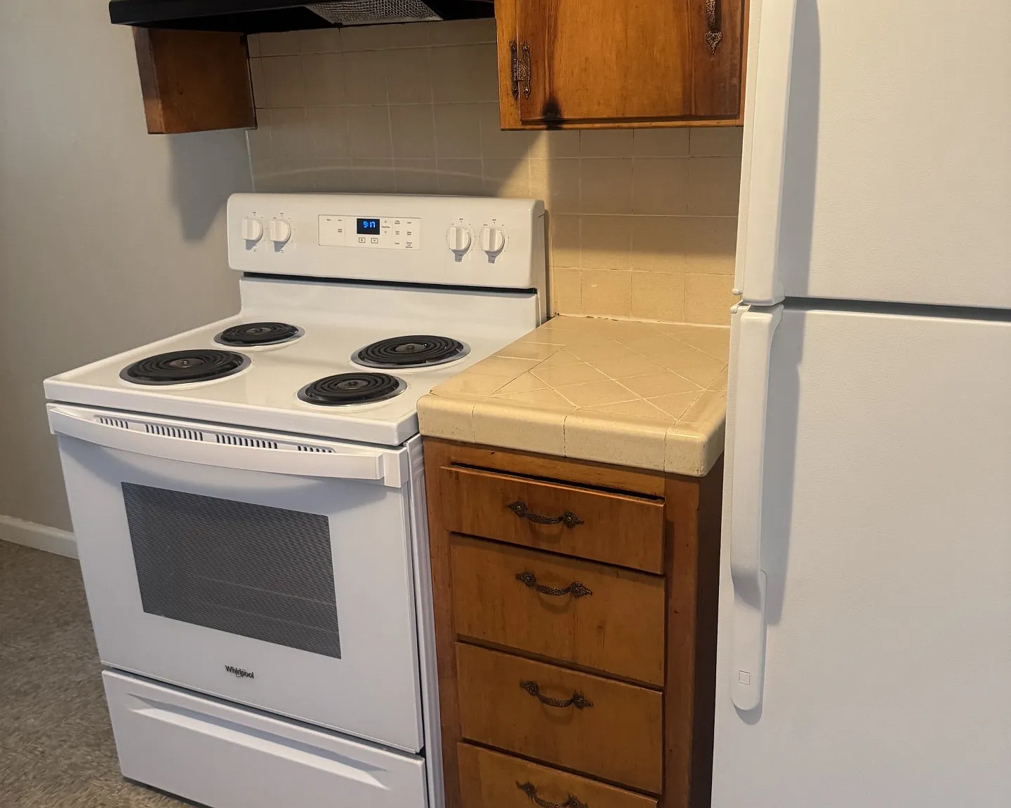 1 bed, 800 sqft, $1,000 — Photo 4