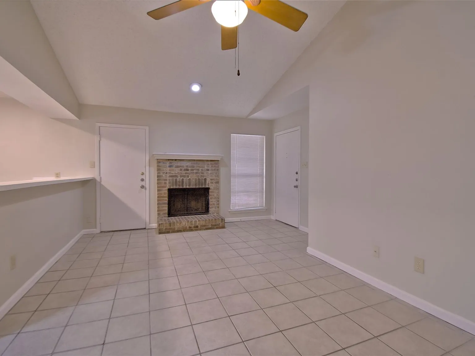 2 bed, 2.0 bath, 1772 sqft, $1,650 — Photo 4