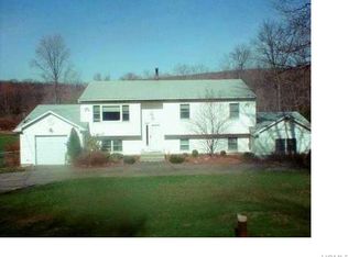 364 Ridge Rd, Highland Mills, NY 10930