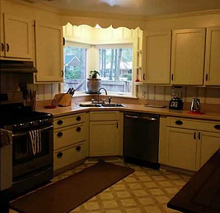 3rd image of 2401 Sterling Point Dr
