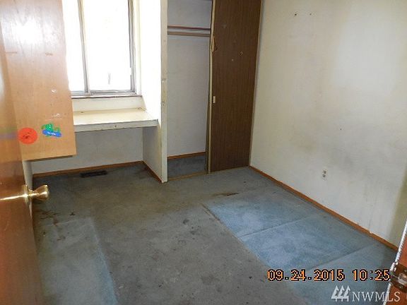 4th image of 17009 Spanaway Ln E