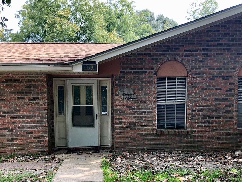 1st image of 118 Royal Dr