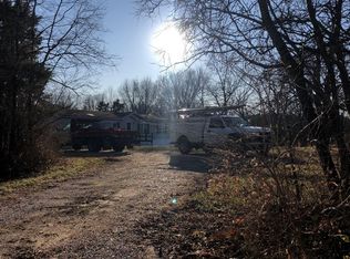 465 Old Reed Farm Rd, Saint Clair, MO 63077