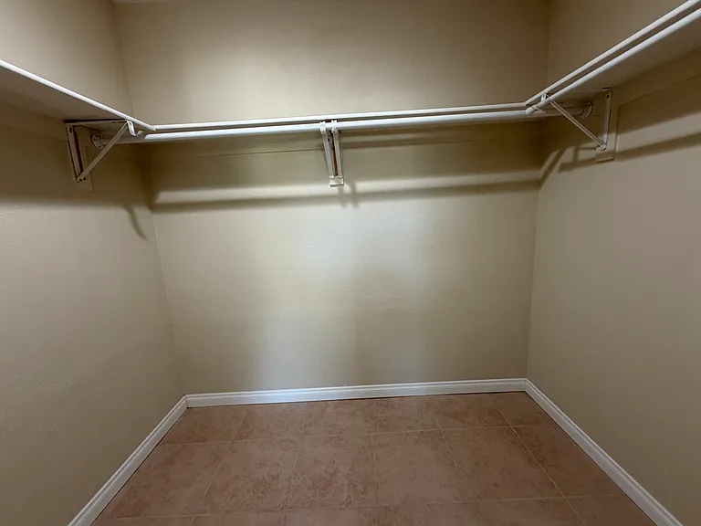 1439 Avena Way — Photo 9