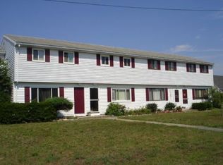 5 Pheasant Ave APT 3, Wareham, MA 02571