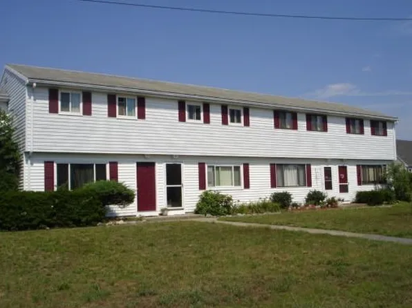 5 Pheasant Ave APT 3, Wareham, MA 02571