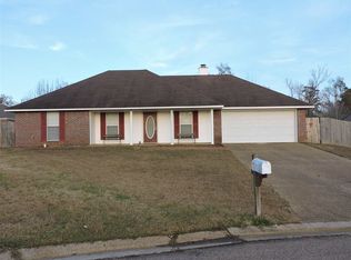674 Falcon Ln, Florence, MS 39073