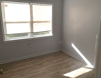 2nd image of 2839 NE 11th Dr #House