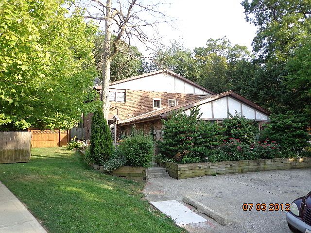 1st image of 8281 S Archer Ave #104