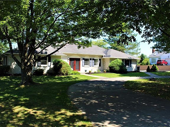 2nd image of 58 Fox Chapel Dr