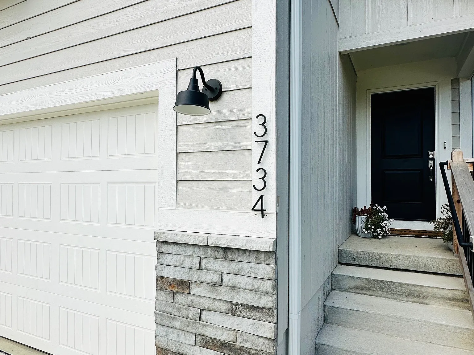 3734 SW Knoxville Ct — Photo 3
